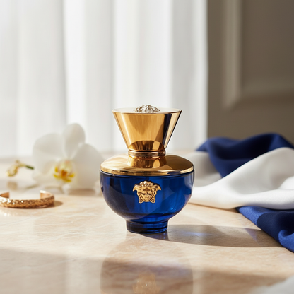 Versace Pour Femme Dylan Blue by Versace Eau De Parfum Spray 1.7 oz (Women)