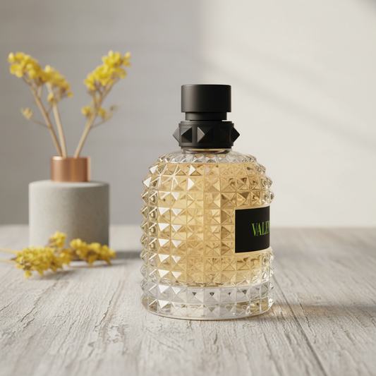 Valentino Uomo Born In Roma Yellow Dream by Valentino Eau De Toilette Spray 3.4 oz (Men)