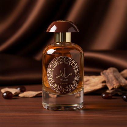 Raed Oud by Lattafa Eau De Parfum Spray (Unisex) 3.4 oz (Women)