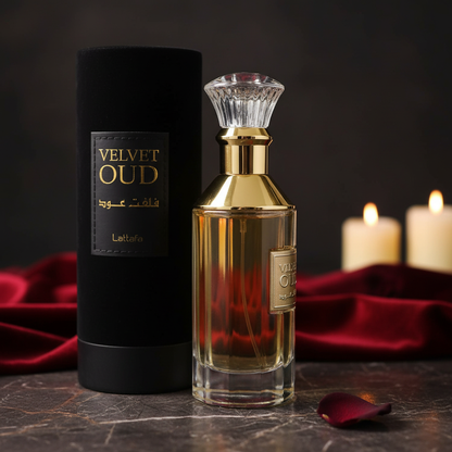 Lattafa Velvet Oud by Lattafa Eau De Parfum Spray (Unisex) 3.4 oz (Women)